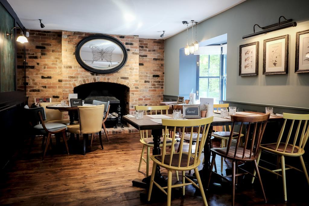 Cromwell Arms Country Pub With Rooms Romsey Eksteriør billede