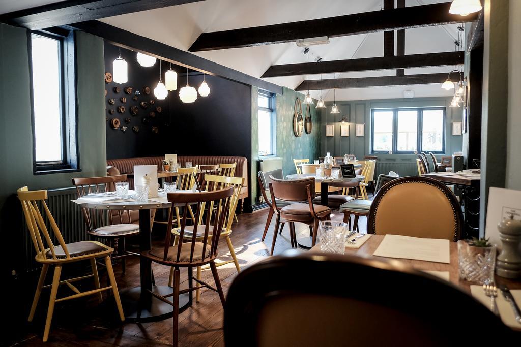 Cromwell Arms Country Pub With Rooms Romsey Eksteriør billede