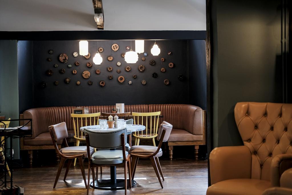 Cromwell Arms Country Pub With Rooms Romsey Eksteriør billede