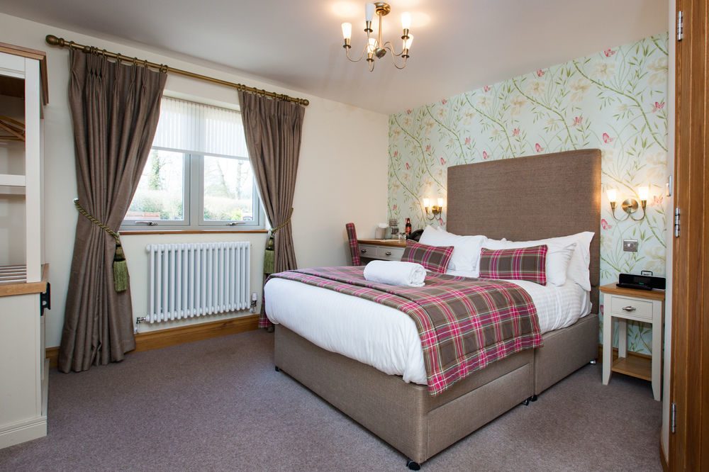 Cromwell Arms Country Pub With Rooms Romsey Eksteriør billede