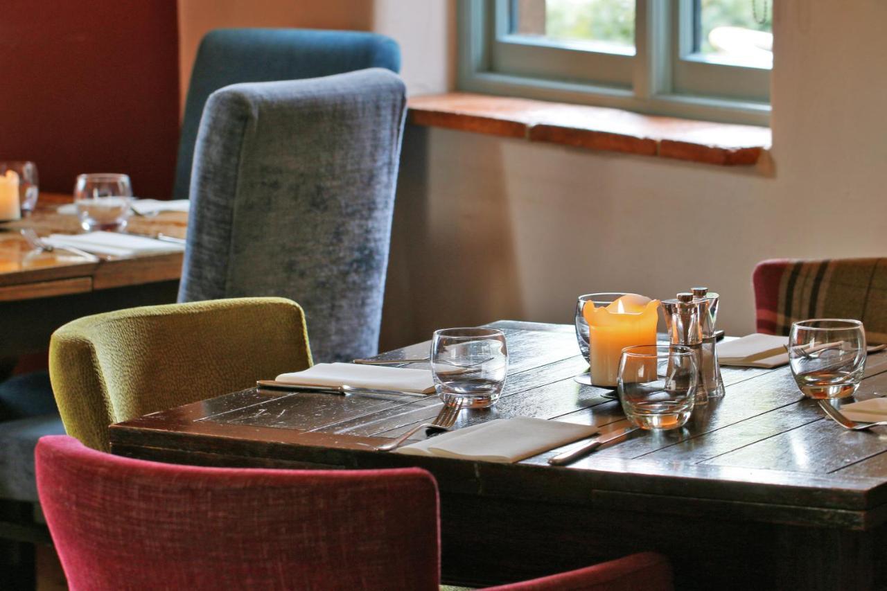 Cromwell Arms Country Pub With Rooms Romsey Eksteriør billede