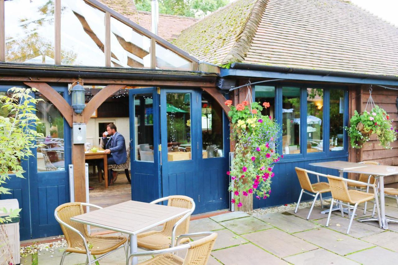 Cromwell Arms Country Pub With Rooms Romsey Eksteriør billede