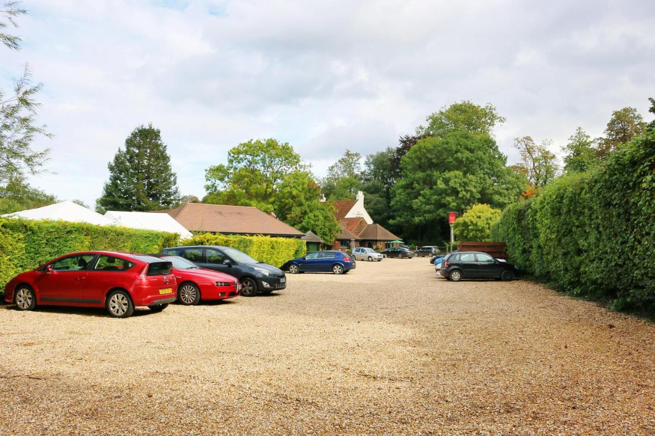 Cromwell Arms Country Pub With Rooms Romsey Eksteriør billede