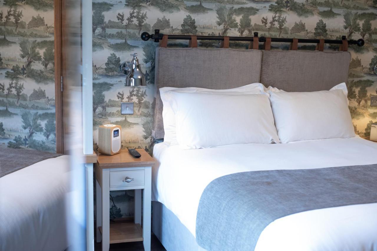 Cromwell Arms Country Pub With Rooms Romsey Eksteriør billede