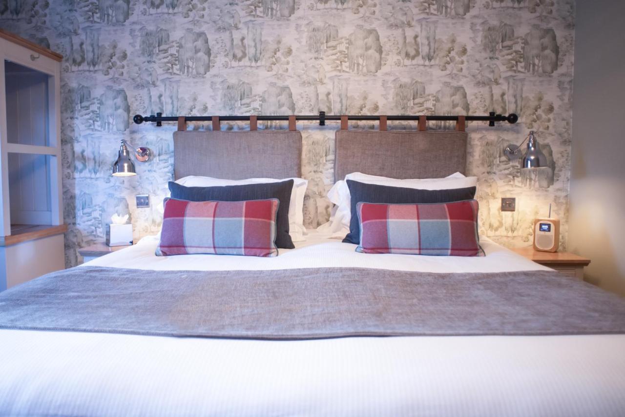 Cromwell Arms Country Pub With Rooms Romsey Eksteriør billede