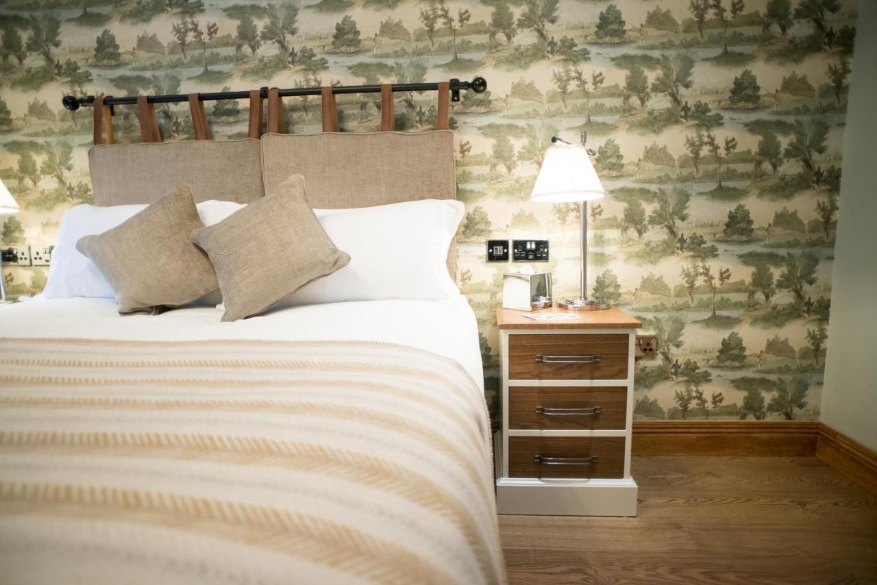 Cromwell Arms Country Pub With Rooms Romsey Eksteriør billede